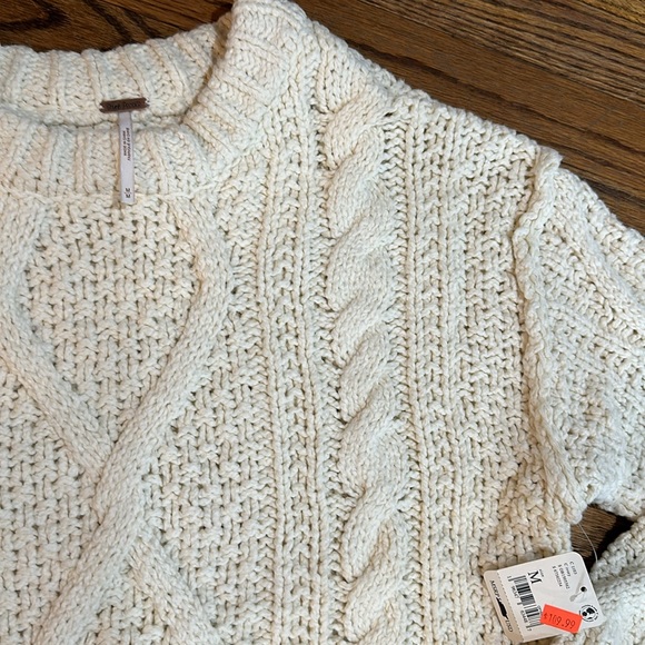 Free People ivory cropped cable sweater - Picture 4 of 5